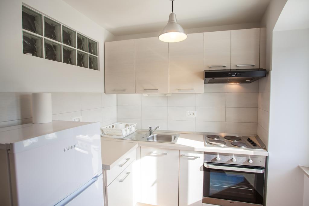 Apartment Pogled Na Luku 茨雷斯 外观 照片